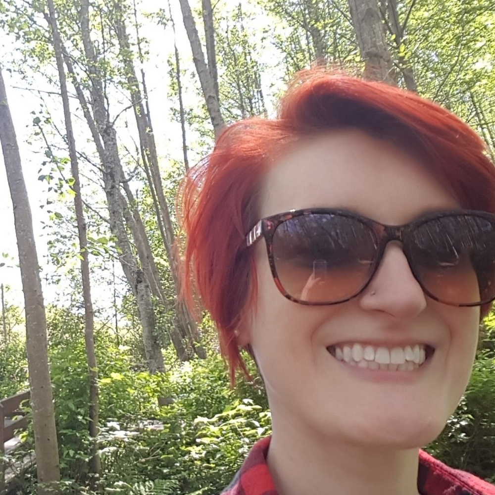 Meet your Posher, Angela